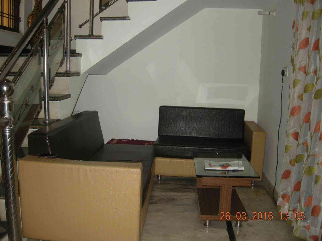 Sadhna Guest House Bhopal Eksteriør billede